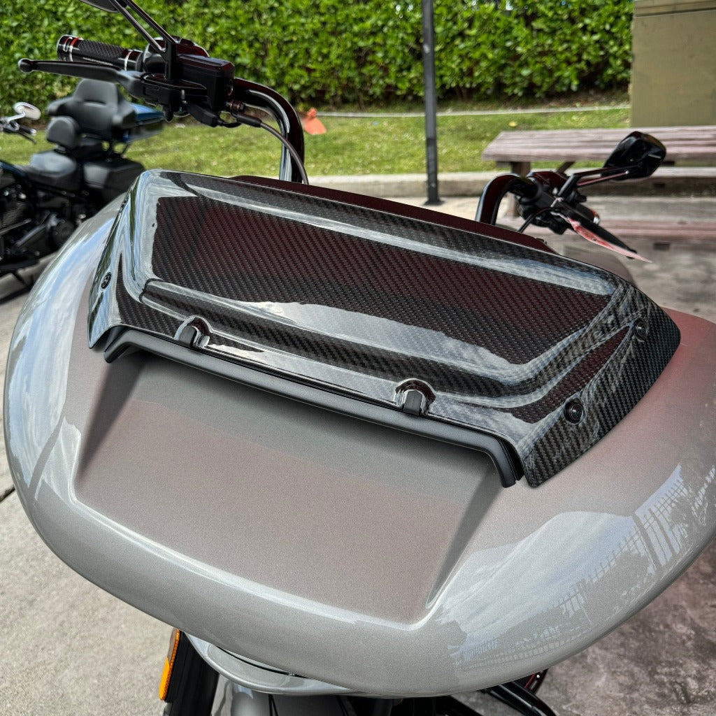 Carbon Visionary Carbon Fiber 2024 H-D Road Glide Windshield